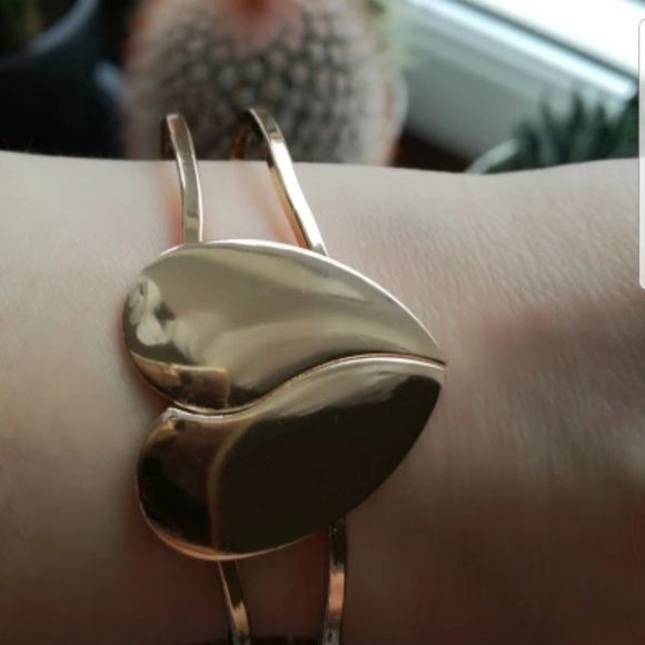 New Heart bangle bracelet cuff - Picture 5 of 8